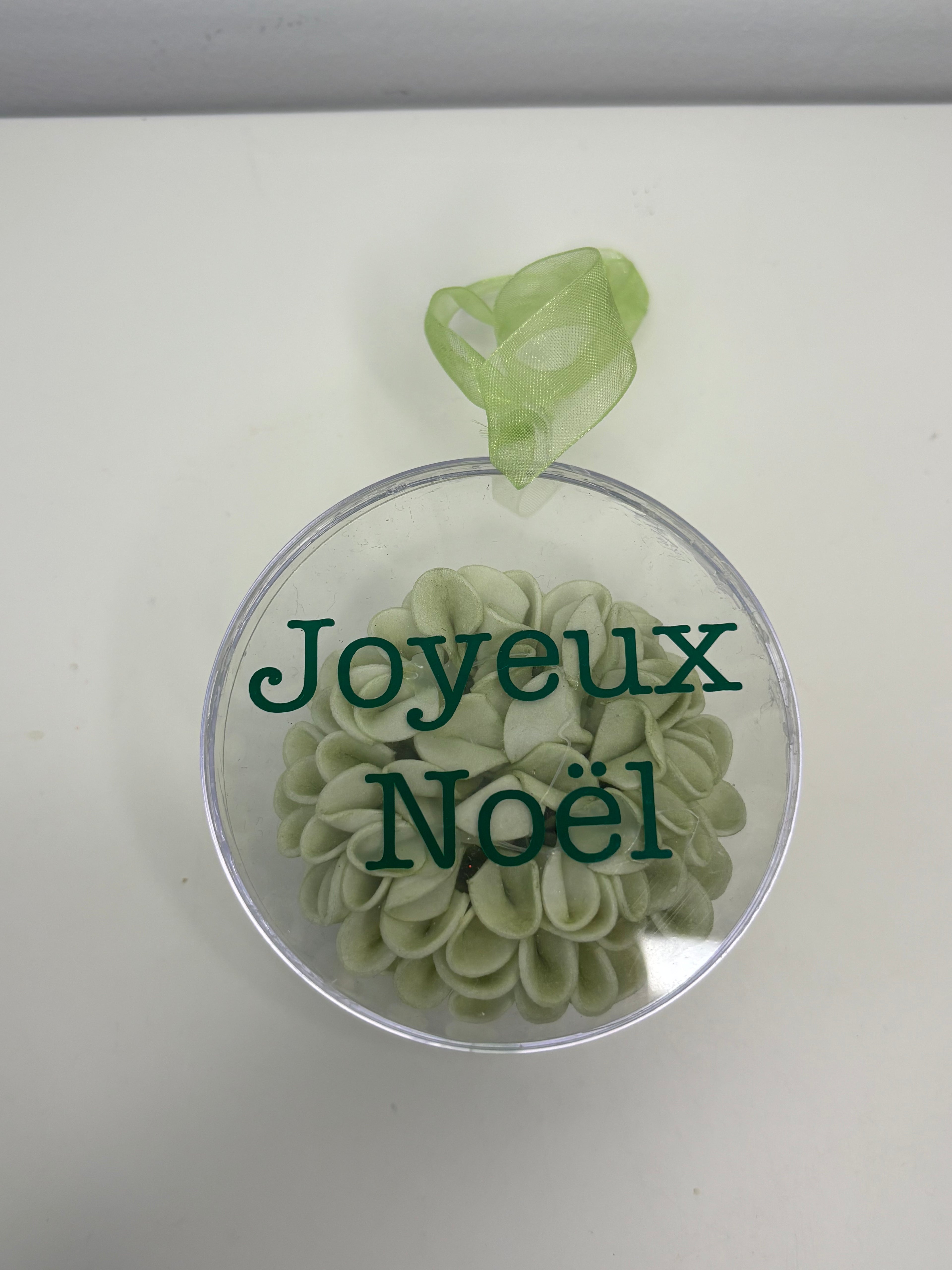 Demi boule avec fleur