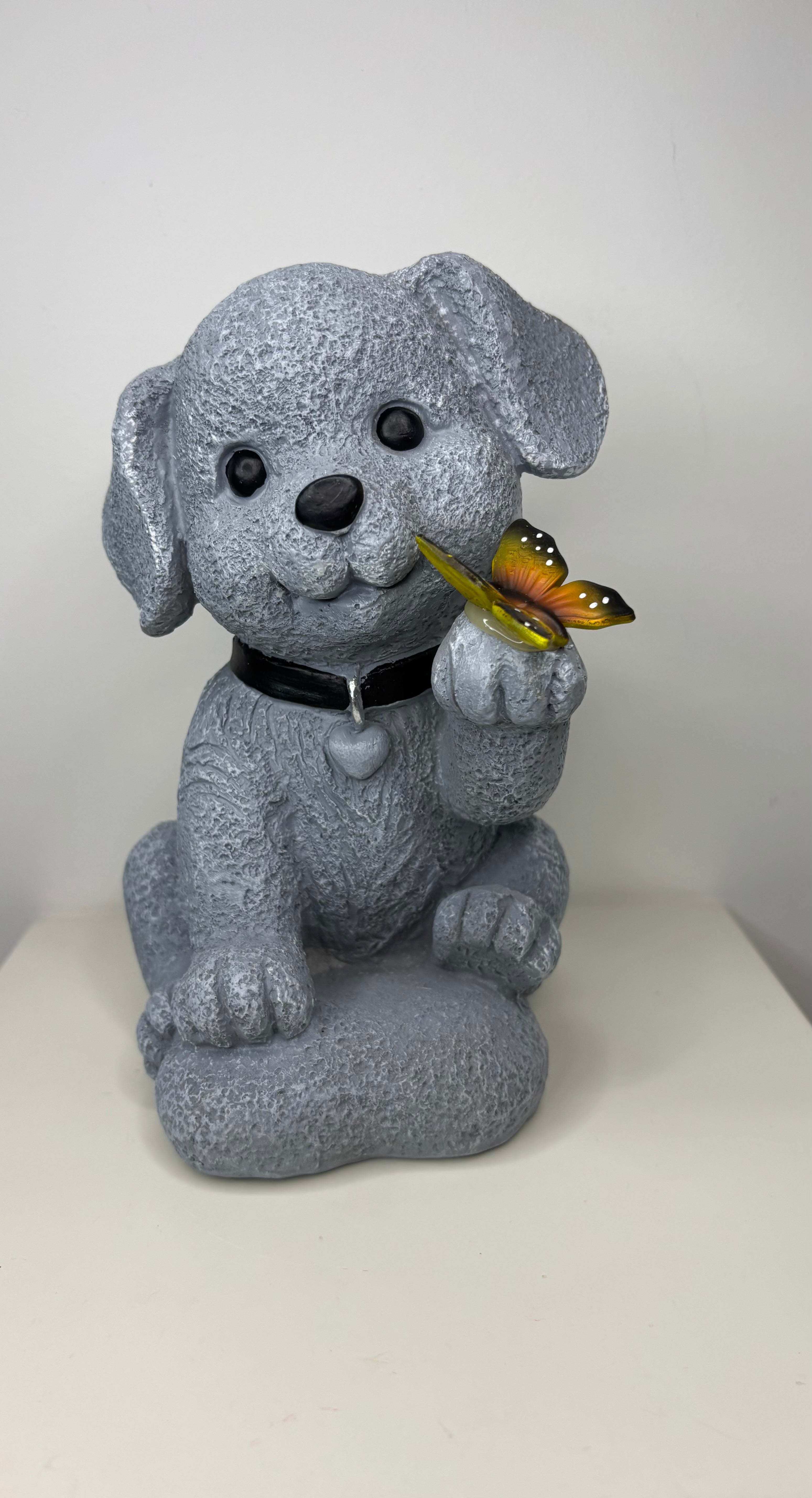 Lanterne chien avec papillon